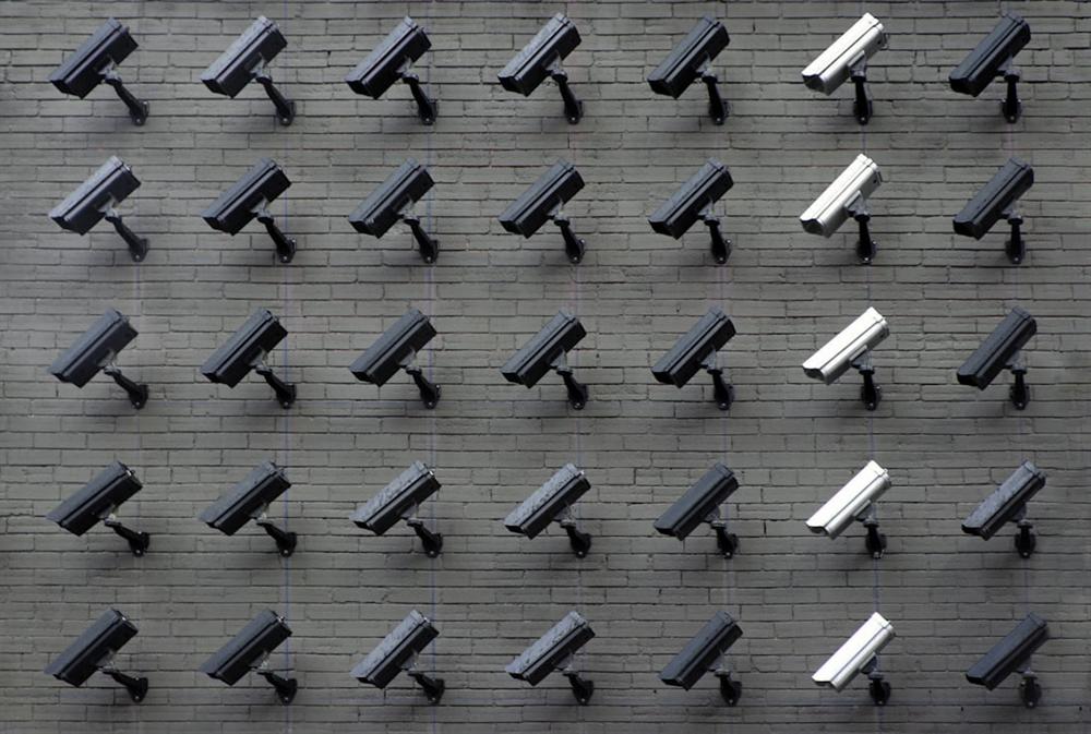 Muro de cámaras de videovigilancia y monitoreo CCTV